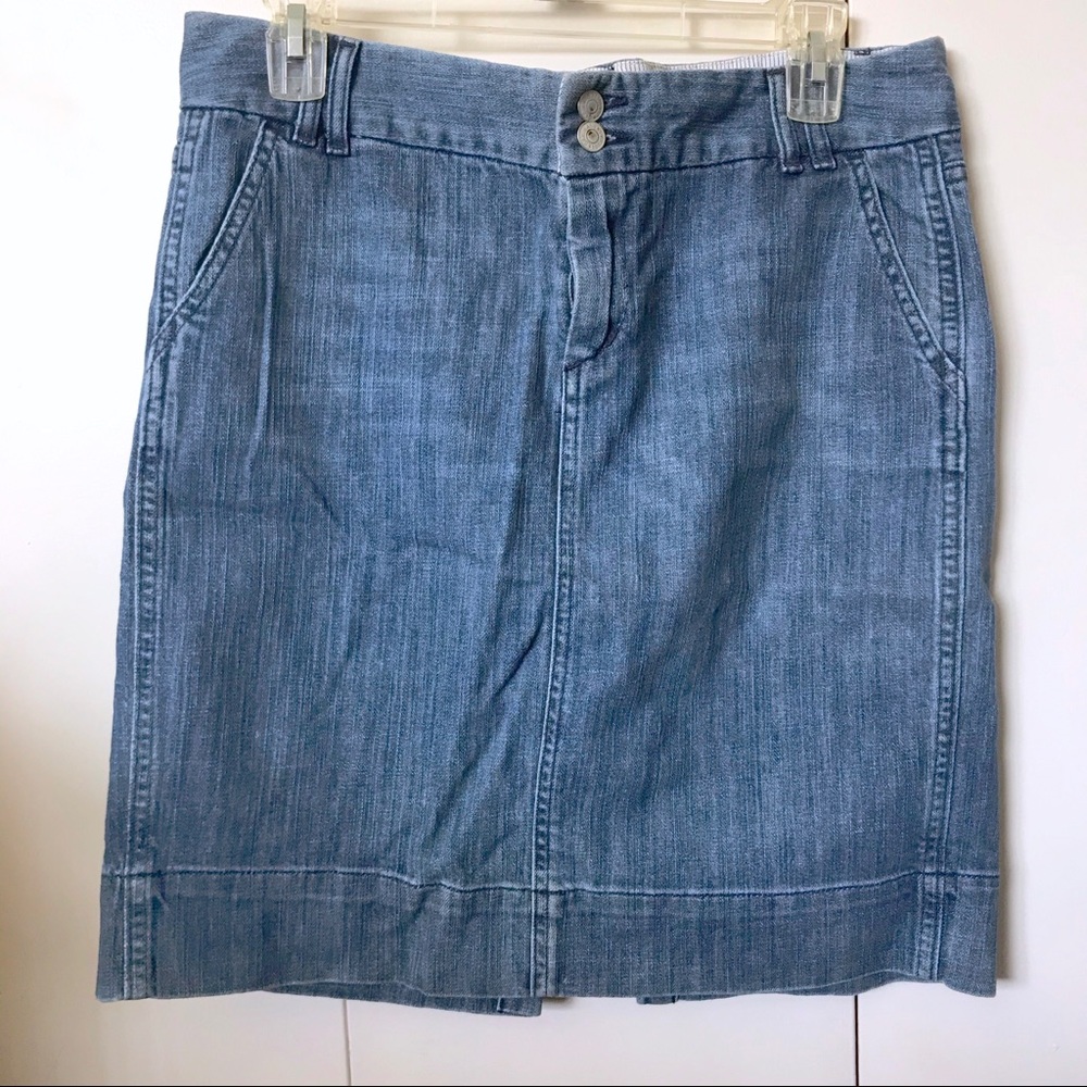 NWOT GAP Denim Pencil Skirt Light Blue Wash